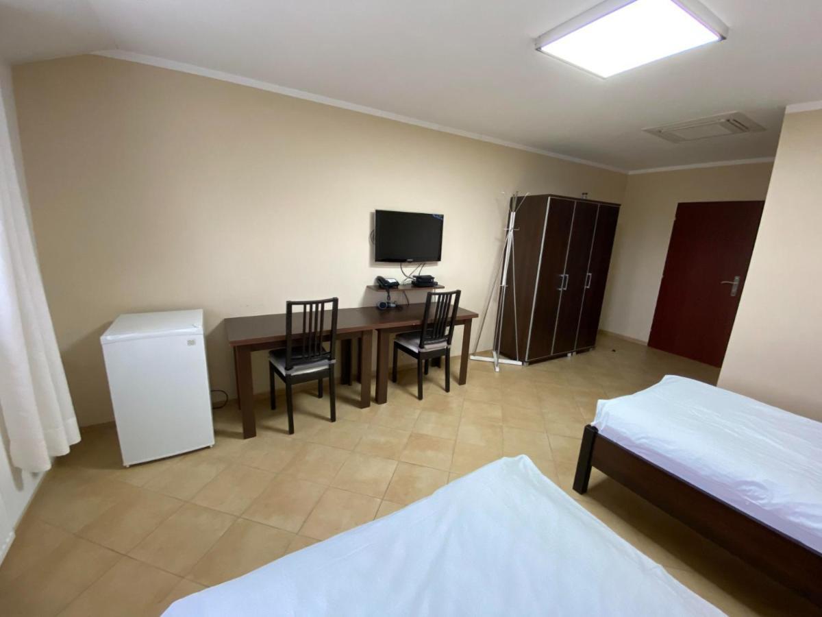 Hotel Pod Zelenou Cesky Tesin Exterior photo