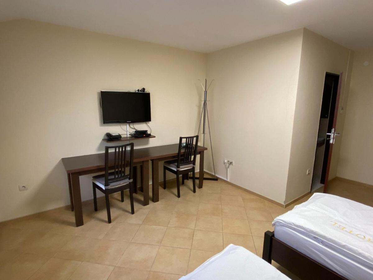 Hotel Pod Zelenou Cesky Tesin Exterior photo